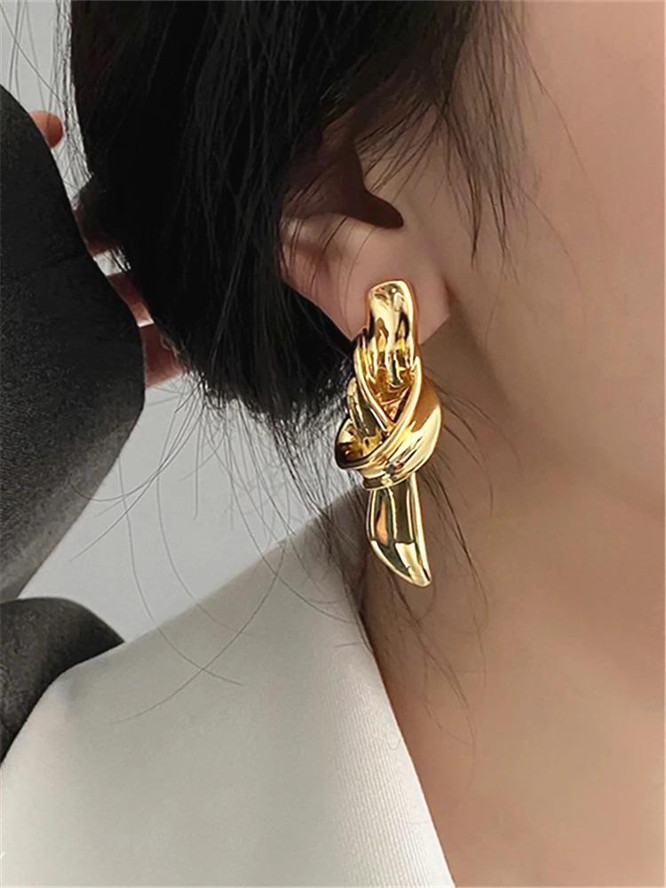 European and American knotted metal earrings for women fashion light n temperament earrings 250701