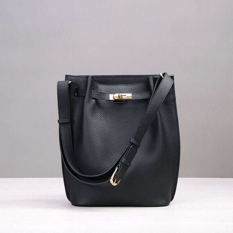 Leather Bag Bucket Bag New Top Layer Cowhide Handheld Shoulder Women S Large Capacity Casual Fashion Genuine Leather Bucket Bag Tote Bag