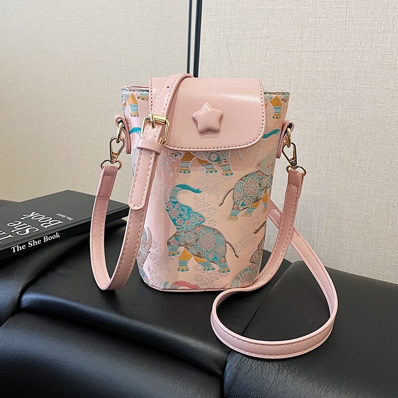 Free shipping designer Summer Summer High-end Crossbody Bag Women 2025 New National Style Bow Print Off-white Phone Bag
