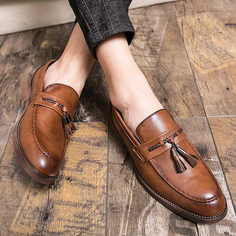 Pointed casual for men fringed slip-on mens shoes with beef soles boat shoes by Fion hair stylist Fion shoes Y250707