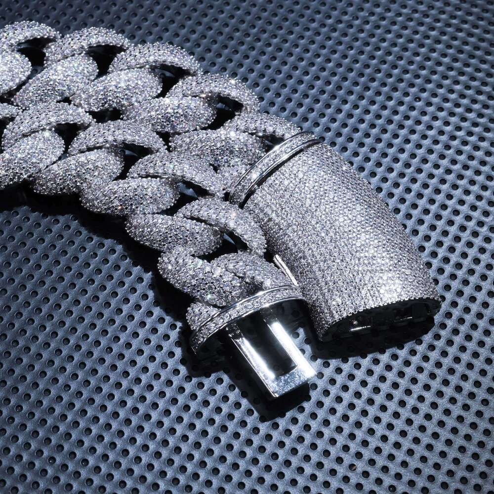 Popular 22mm Fine Jewelry 925 Sterling Silver Iced Out VVS D ColorMoissanite Diamond Cuban Link Chain Men