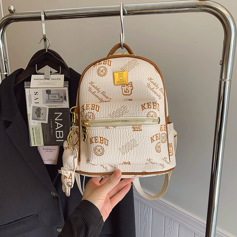 Free shipping designer Versatile High-End Travel Backpack for Women New Fashion Trendy School Bag Student Outing Shopping Handbag Backpack