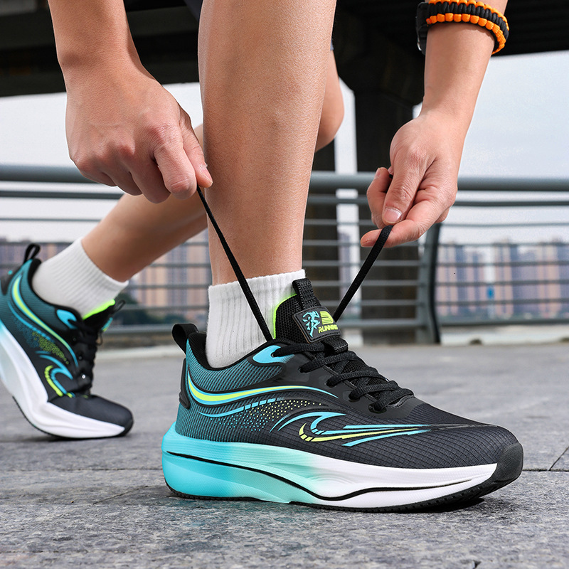 2025 New Carbon Plate Men, Mesh Breathable Sports for Women, Shock Absorption Youth Student Professional Running Shoes