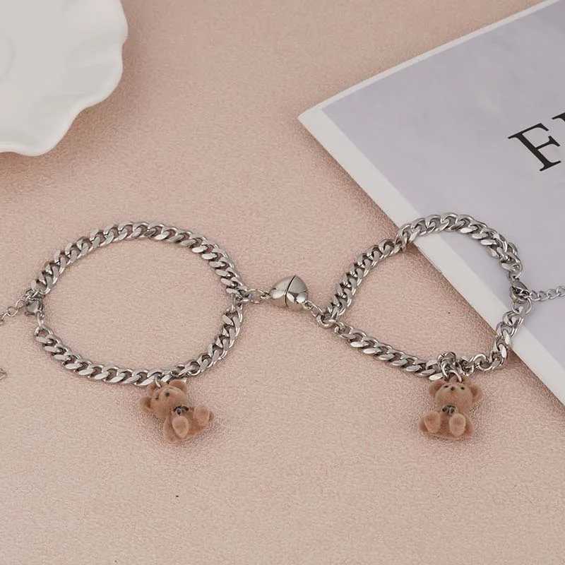 2 PCS/Set New Fashion Couple Bracelets Heart Shaped Distance Magnet Attraction Bracelet for Women and Men Paired Bracelets Gift XJ250707