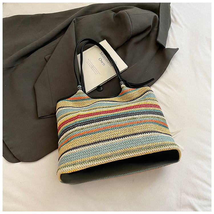 Free shipping designer Niche Design Versatile Straw Bag 2025 New Summer Trend Casual Large Capacity Shoulder Bag Tote Bag Woven Bag