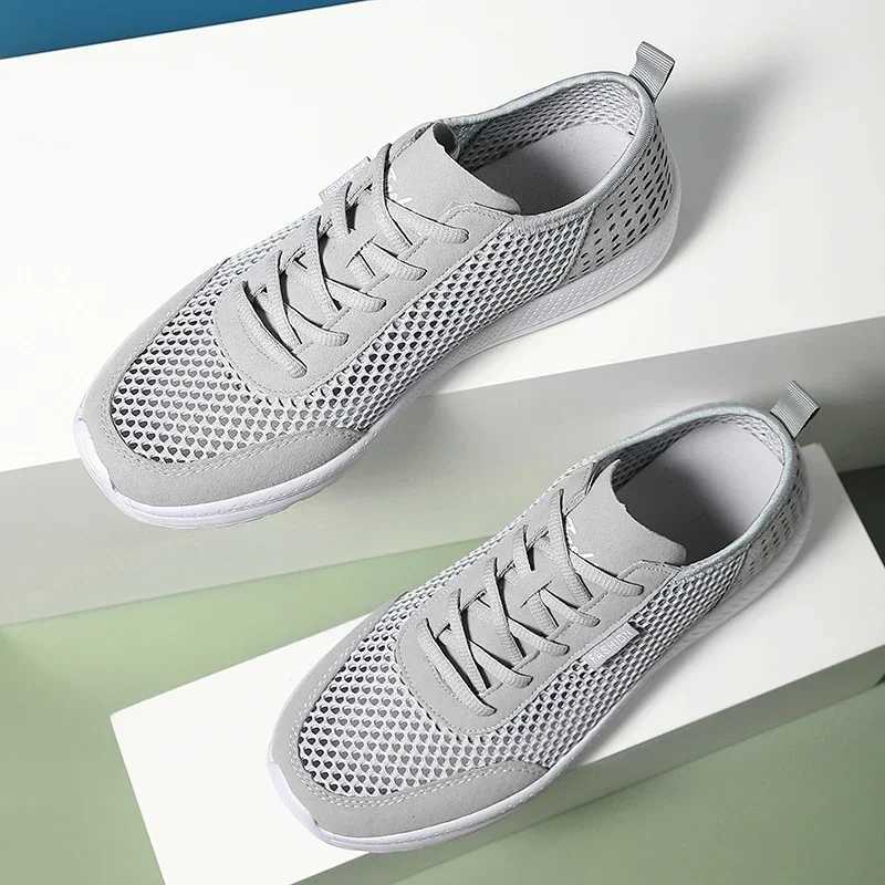 MAEDEF Classic Outdoor Anti-slip Tennis Shoes New High Quality Lace Up Casual Sneaker Soft Breathable Lightweight Sports Shoes Y250707