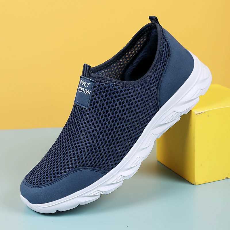 2023 Lightweight Men Casual Shoes Breathable Slip on M Casual Sneakers Anti-slip Mens Flats Outdoor Walking Shoes Size 39-47 Y250707