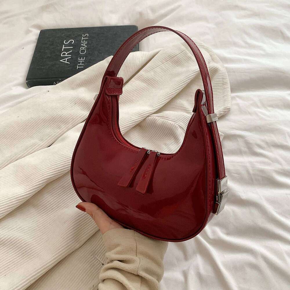 Half Moon Bag Vintage PU Leather Small Handbag Brands Women Shoulder Bags Retro Red Ladies Armpit Purses Girls Mini Totes