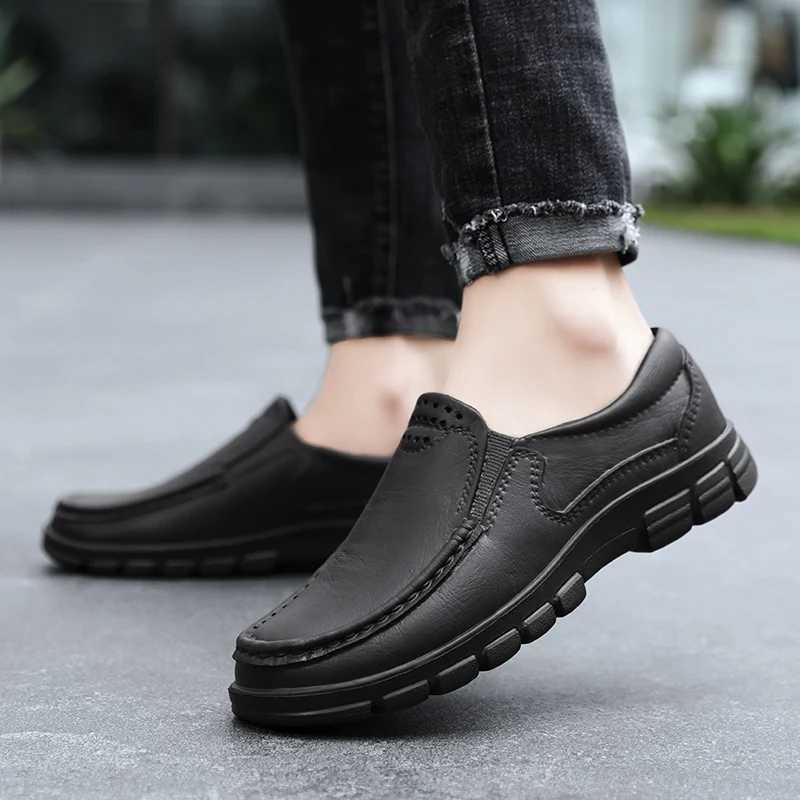 Chef shoes four seasons new anti slip oil resistant plus size business casual mens work EVA shoes fion cfort soft soled Y250707