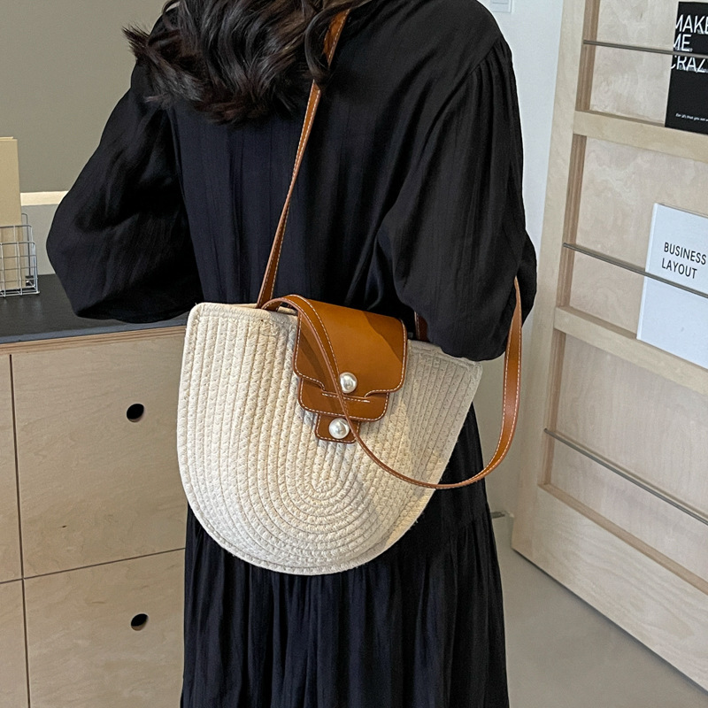 Free shipping designer Summer French Retro Straw Bag for Women Half-Moon Underarm Bag Beach Vacation Travel Bag Woven Shoulder Bag