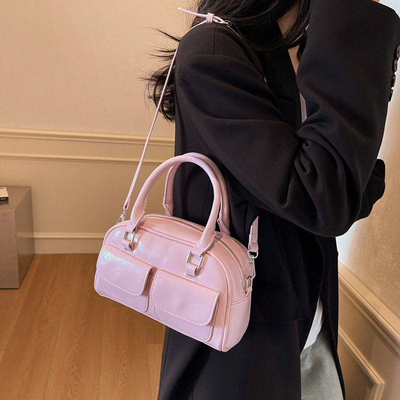 Free shipping designer Handbag Portable Versatile Travel Bag 2025 New Trendy Fashion Single Shoulder Bag Korean Style High-end Versatile Crossbody Bag