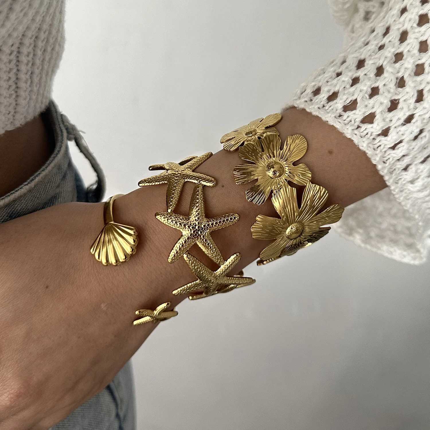 Vintage Coral Stainless Steel Open Bangles for Women Starfish Shell Fish Wrap Wide Cuff Bracelet Bohemia Summer Wrist Jewelry XJ250707
