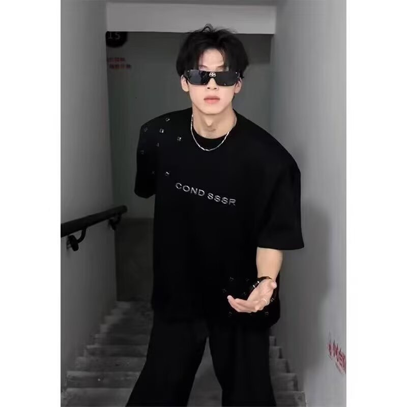 Trendy Brand Letter Rhinestone Designer Short Sleeves Short Sleeve Men's Summer Cool High-end Shoulder Pad T-shirt Loose Design Half Sleeve Top