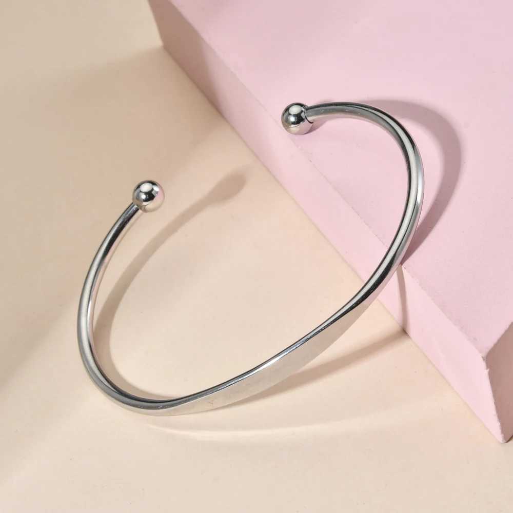 304 Stainless Steel Vintage Bangle for Men Women Cuff Bracelet Unisex Casual Bracelet Mens Jewelry XJ250707