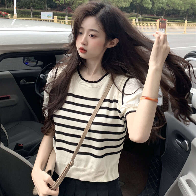 French Style Patchwork Striped Fake Two-Piece Knitted Sweater For Women Summer New Age-Reducing Stylish Puff Short Sleeve T-Shirt Top B5