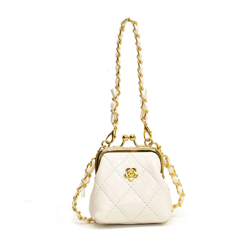 Free Shipping Designer Chanel Style Quilted Chain Crossbody Bag Women's New Versatile Fashion Simple Clutch Bag Luxury Mini Handbag