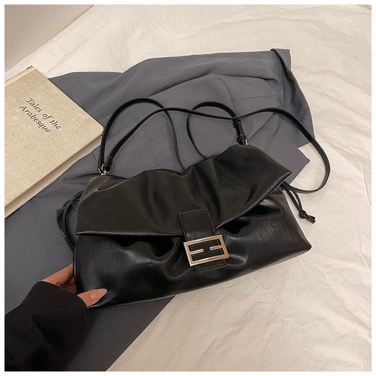 Free shipping designer 2025 New Glossy Texture Wrinkled Cloud Single Shoulder Bag Underarm Bag Fashion Versatile High-end Crossbody Bag Women Bag Hot