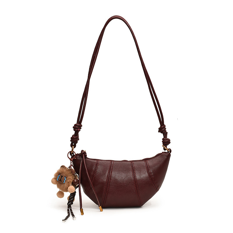 Free shipping designer Ankola Red Bag for Women Autumn/Winter New Fashion Niche Design Crossbody Bag Horn Bag Commuter Dumpling Bag
