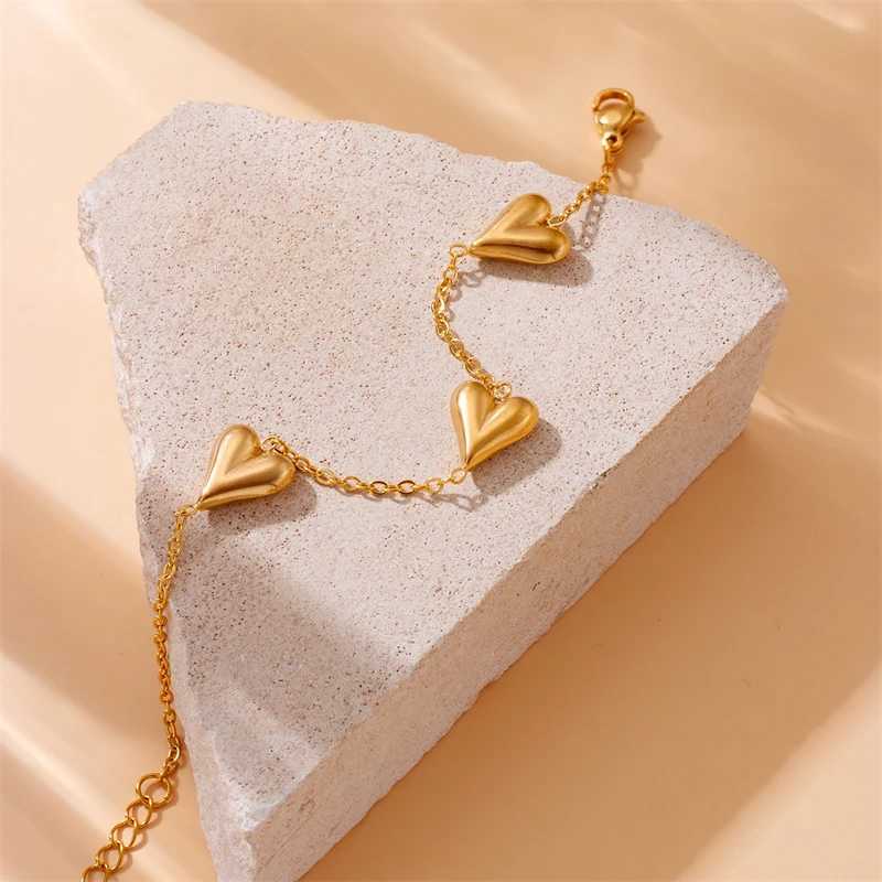 316L Stainless Steel Vintage Golden Heart Bracelet for Women Fashion Chain New Fashion Wrist Jewelry Girl Birthday Gift XJ250707