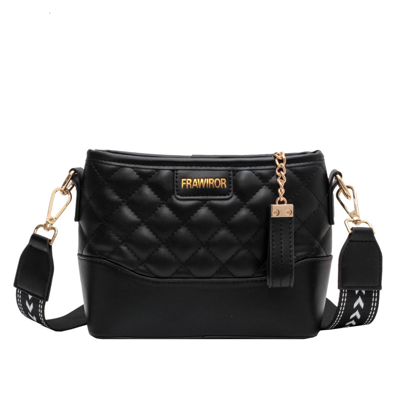 Free shipping designer Trendy Women Bags 2025 New Fashion Wide Strap Shoulder Bag Crossbody Bag Versatile Ins Hot Style Hobo Bag