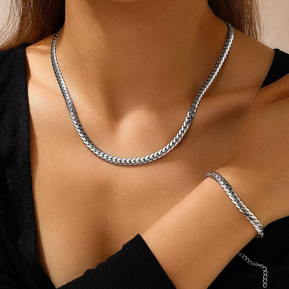 DOTIFI Stainless Steel Simple Flat Cuban Chain Bracelet Necklace Jewelry Set 18k Gold Plated Fashion Thick Chain Fashion Jewelry XJ250707