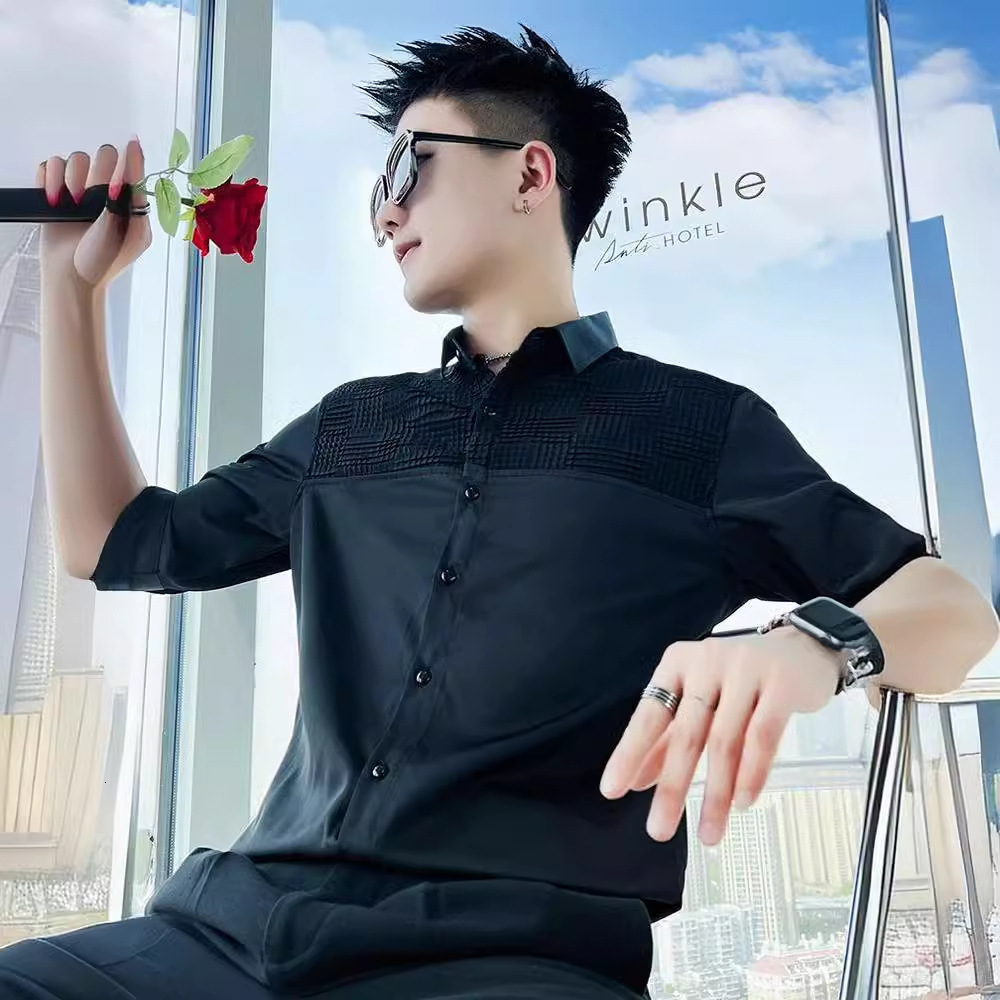 High-end Ice Silk Shirt Men Short Sleeve Trendy Brand Cool Seven-quarter Sleeve Designer Short Sleeves Shirt Men's 2025 New Summer Half Sleeve
