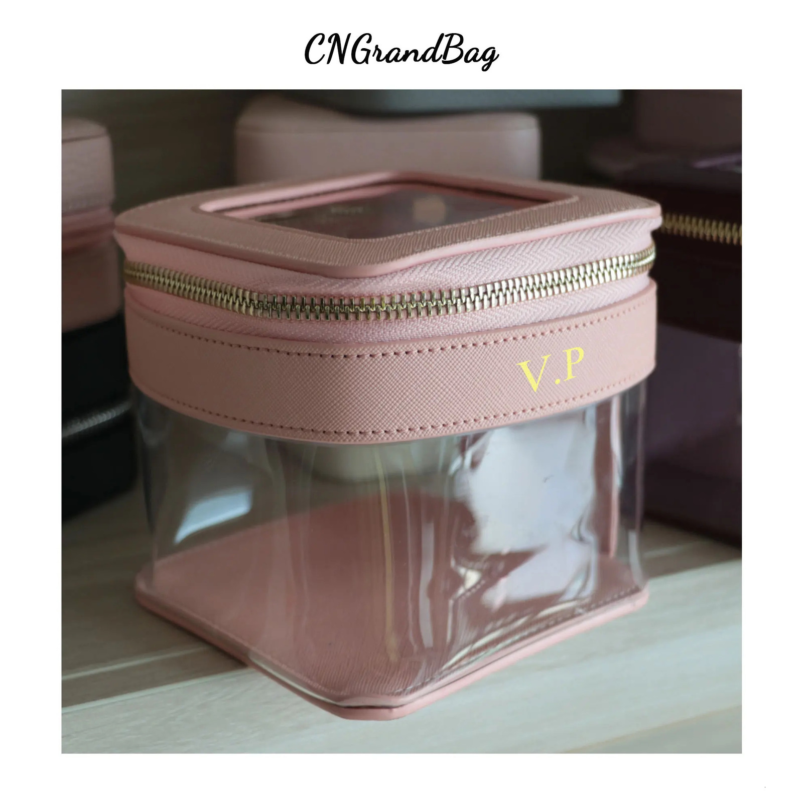 Custom Letters Saffiano Leather Cosmetic Bag PVC TPU Clear Makeup Bags Cosmetic Case For Storage Lipstick Travel Makeup Case 250701