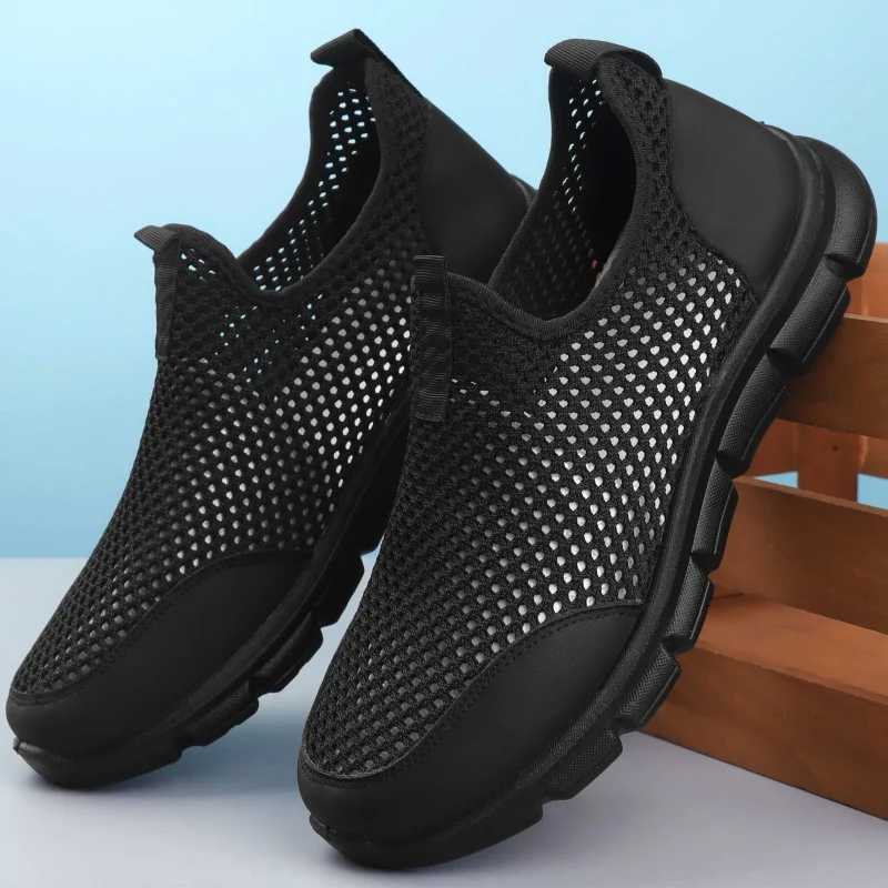 YRZL Running Shoes Men Sneakers Breathable Mesh Lightweight Non Slip Athletic Walking Shoes Slip On Cfortable Gym Sports Shoes Y250707