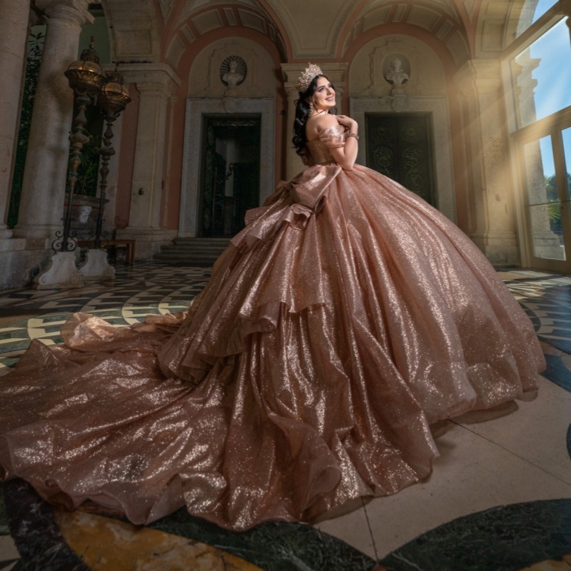 Rose Gold Shiny Quinceanera Dresses Ball Gown Off The Shoulder Beading Crystal Bow Tull Corset Party Birthday Sweet 16 Dress Vestidos De 15 Anos