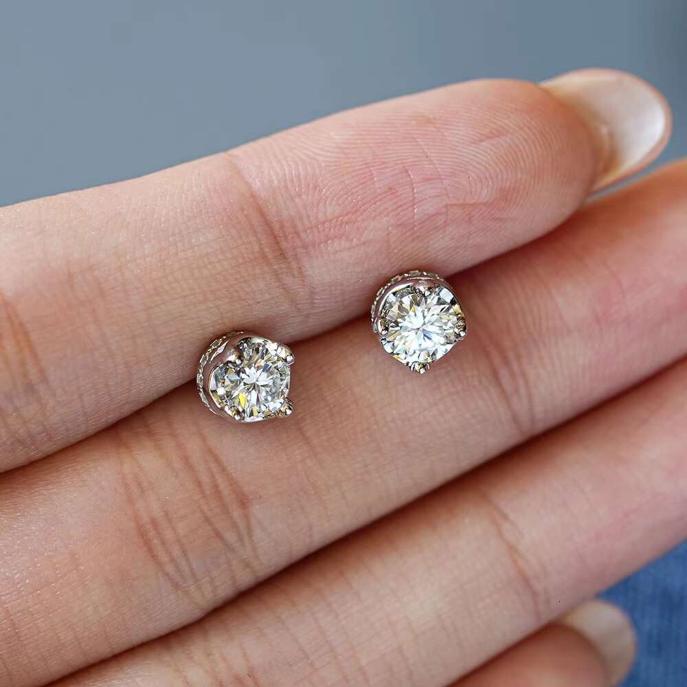 Luxury 18K Gold Plated 925 Sterling Silver 5mm 0.5ct VVS Moissanite Diamond Halo Solitaire Stud Earrings for Women