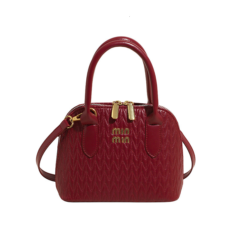 Free shipping designer Simple Casual Handbag Small Bag for Women 2025 New Trendy Fashion Woven Pillow Bag Summer Popular Crossbody Bag