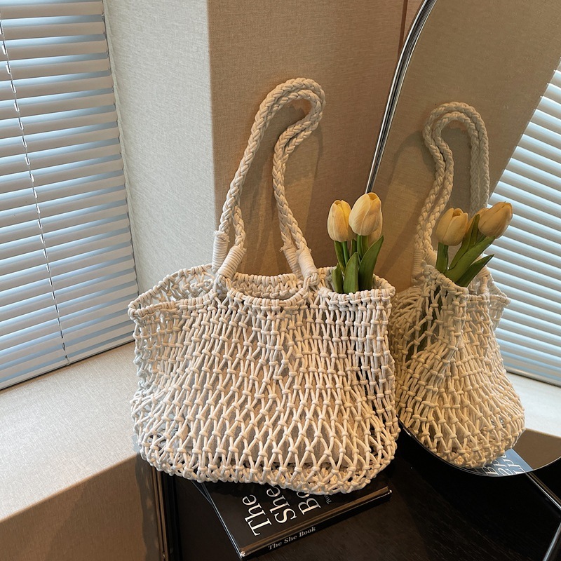 Free shipping designer Summer Beach Vacation Bag for Women 2025 New Handmade Hollow Woven Straw Bag Large Capacity Versatile Shoulder Bag