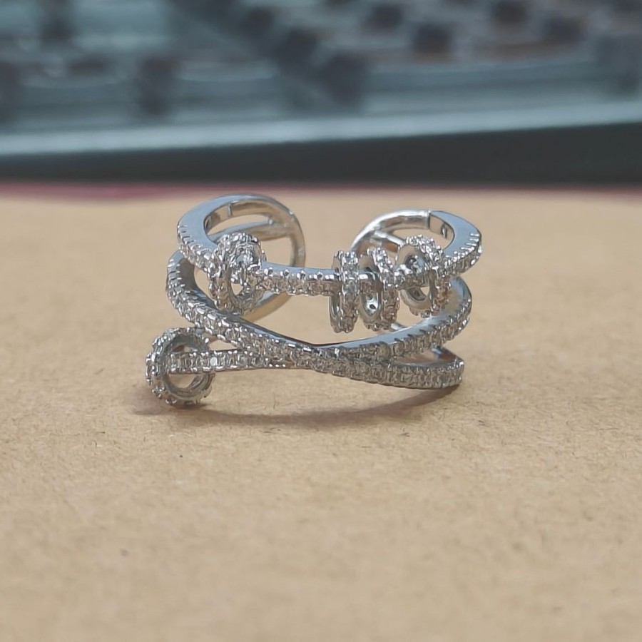 Flash Sale: Good Luck Spinning Copper Bracelet & Ring Set Inlaid with Zirconia - Ins - Famous, Trendy, Personalized Multi - Layered Circular Design fo