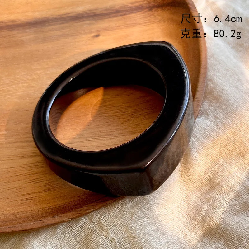 Statement Heavy Irregular Black Resin Acrylic Chunky Large Bangles For Women Geometric Wide Bracelets Girls Party Hand Jewelry 250701