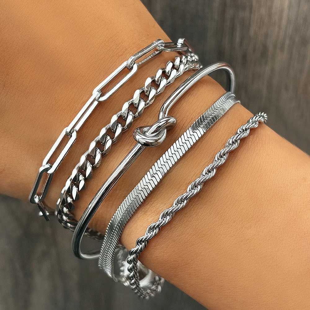 Stainless Steel Bracelet Set Classic Fashion Five Bracelet Set Exquisite Bracelet For Women Jewelry Banquet Gift Recommendation XJ250707