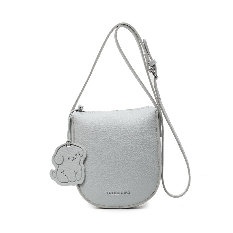 Free shipping designer High-End Versatile Small Bag for Women 2025 New Trendy Shoulder Bag Commuter Bag Simple Casual Crossbody Bag Bucket Bag Trendy