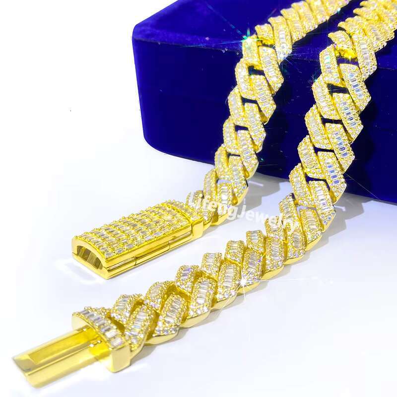 Custom Luxury 18mm Baguette VVS Moissanite Necklace With 925 Silver 18K Gold Cuban Link Chain Iced Miami Hip Hop Style