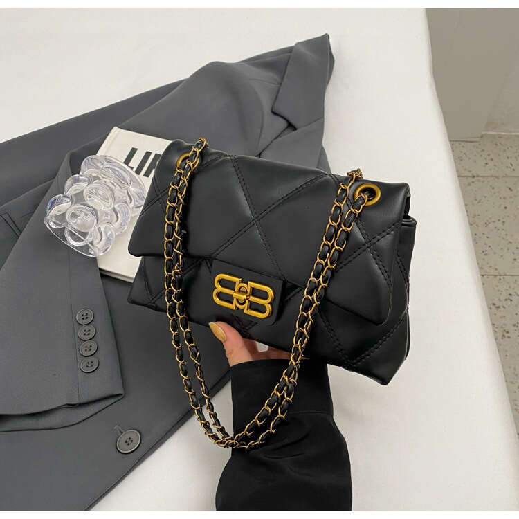 New Quilted Chanel Style For Women 2025 New Chain Single Shoulder Crossbody Leather Texture Small Square Bag