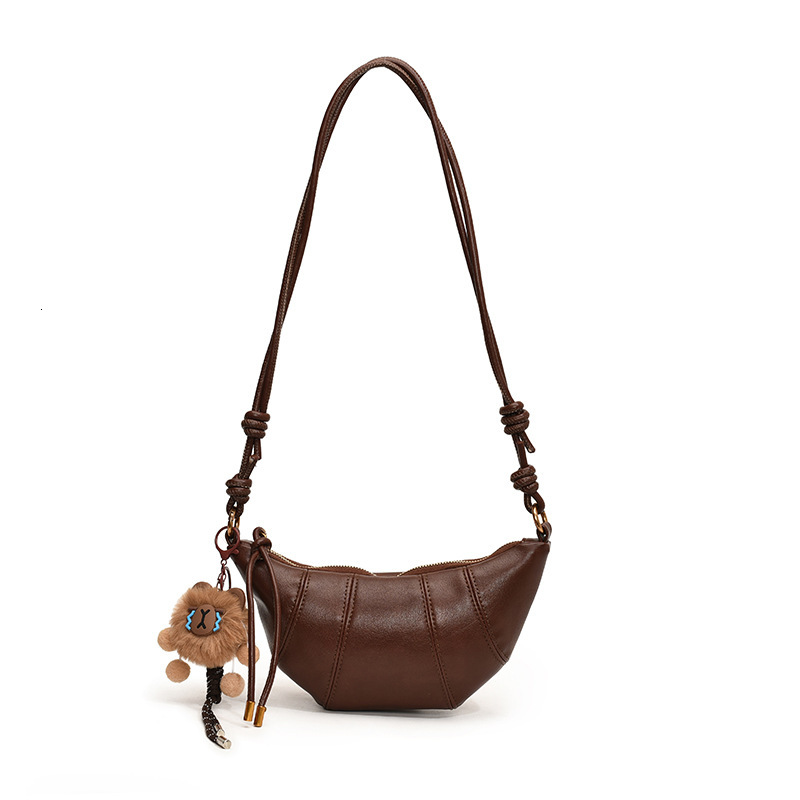 Free shipping designer Ankola Red Bag for Women Autumn/Winter New Fashion Niche Design Crossbody Bag Horn Bag Commuter Dumpling Bag