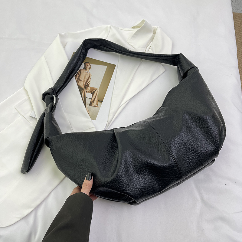 Free shipping designer Korean Style INS Large Capacity Retro Soft Leather Wrinkled Dumpling Bag Lazy Style Casual Versatile Horn Single Shoulder Bag C