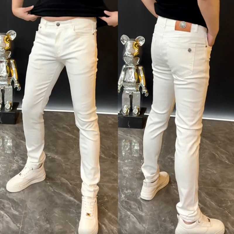 European Fashion White Jeans Men 2024 Summer Solid Color Streetwear Biker Elastic Skinny Zips Simple Casual Long Denim Trousers XJ250707
