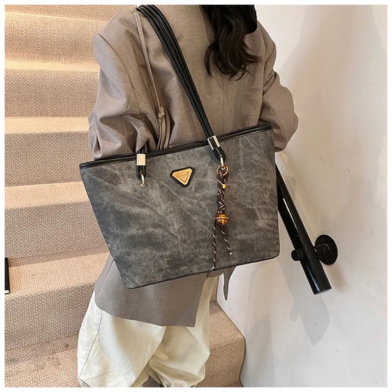 Designer Bags Shoulder Bags Tote Bag Luxury Bags Purse Fashion Hundreds Premium Sense Crossbody Bag High Quality Leather Chain Bags Black Large Capaci