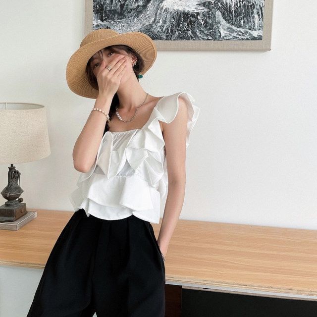 Irregular off shoulder striped shirt womens summer design sense of minority short shirt Ruffle age reducing short sleeve top 210421