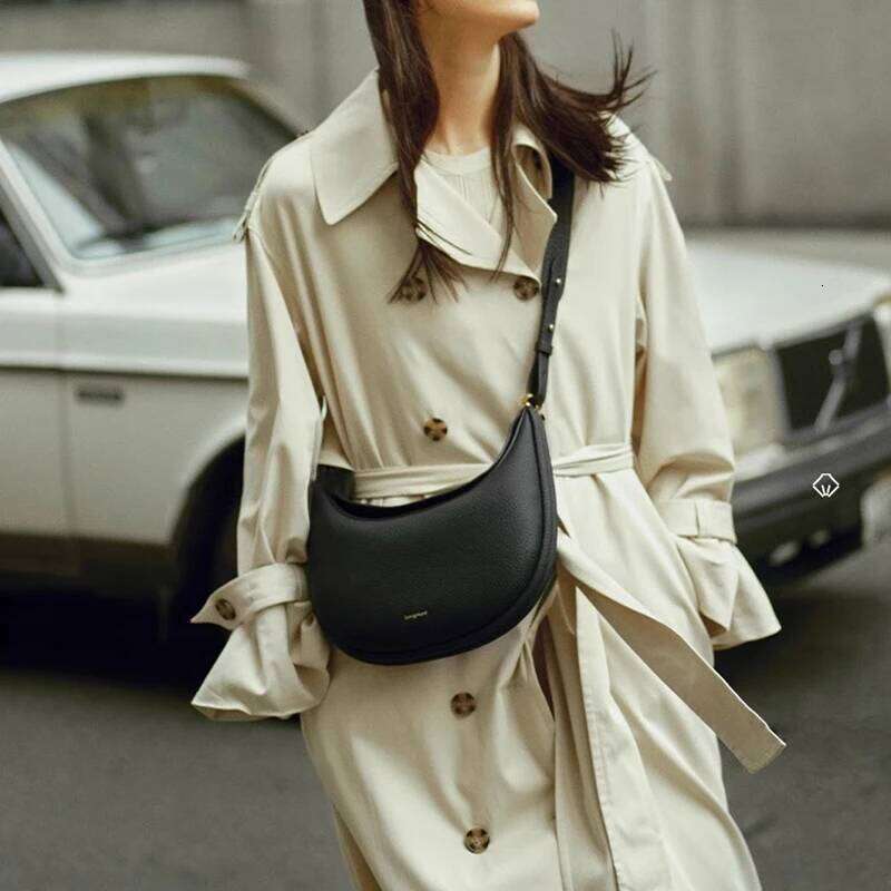 Women's Bags Designer Crescent Designer New Pine Moon Series Woman Hobo Handbag Versatile Leather Shoulder Bag Fashion Purse Underarm Bags