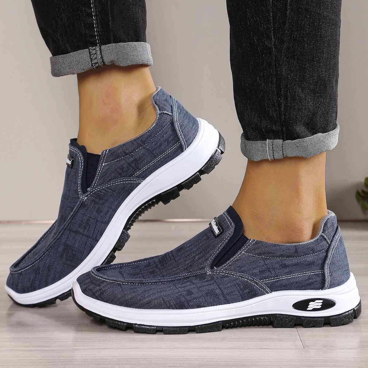 Man shoes Fabric Insole for Sports and Daily Wear Plus Size casual sneakers designer shoes shiping shoe Canvas Loafers Y250707