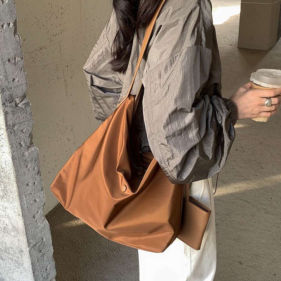 Women's new single shoulder crossbody bag with large capacity nylon bag for commuting fashionable and high-end feeling