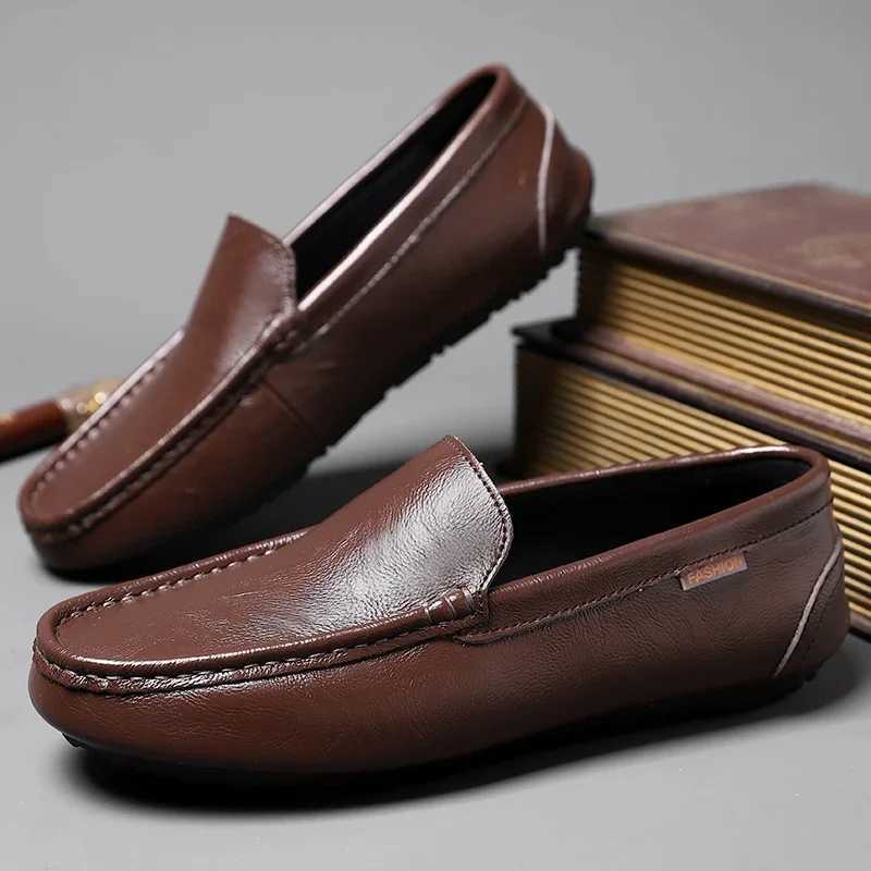 Fion Leather Men Casual Shoes Italian Brand Formal Men Loafers Breathable Slip on Soft Driving Shoes Plus Size 47 Y250707