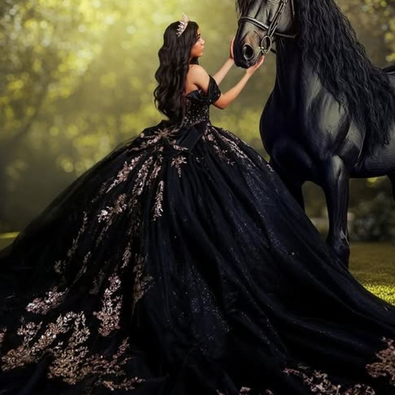 Black Shiny Quinceanera Dresses Ball Gown Off Shoulder Appliques Lace Beads Bow Tull Sweet 16 Dress Vestidos 15 De Anos
