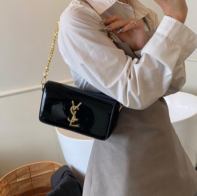 Classic handbag bags Designer Bag Luxury Shoulder Bags Camera Bag Shaped Handbags Women Fashion Cross Body Envelope Messenger Black Calfskin 0028