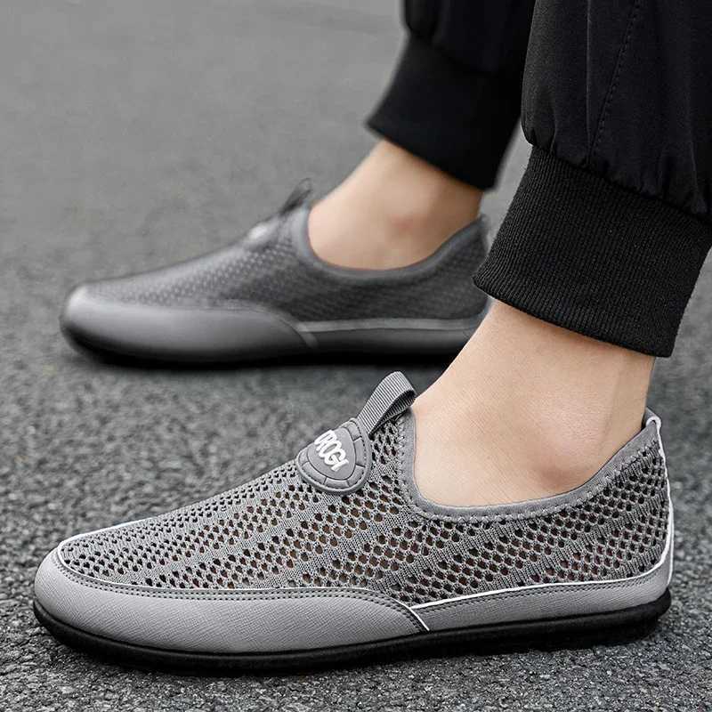 Breathable Hollow out Casual Walking Driving Shoes Lazy Shoes Chaussure Hbre Summer Men Shoes Slip-on Loafers Casual Shoes Y250707